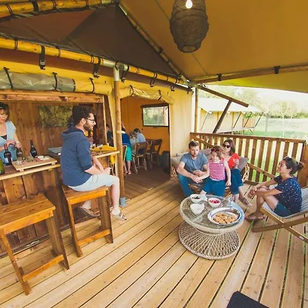 Camping Et Lodges De Coucouzac Lagorce  Exterior photo